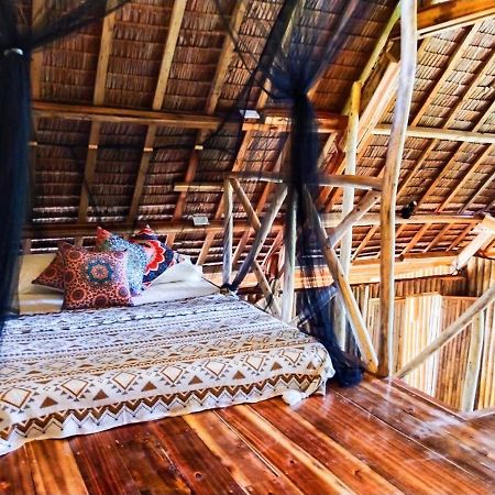 Barya Lang Villa- Native Villa With Jeepney Room El Nido Luaran gambar
