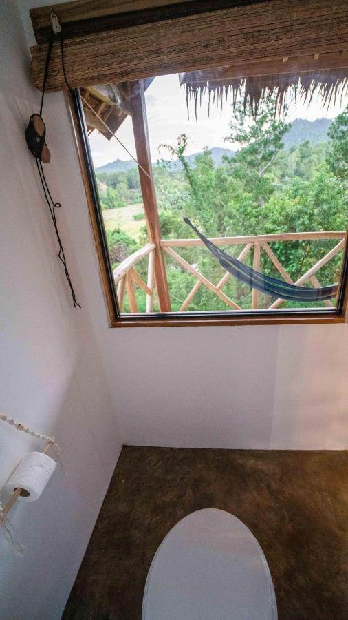 Barya Lang Villa- Native Villa With Jeepney Room El Nido Luaran gambar